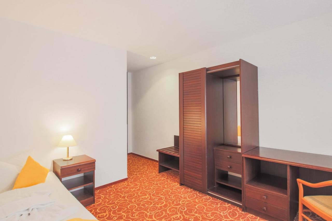 Hotel Garni Zwickau-Mosel Mülsen Eksteriør bilde
