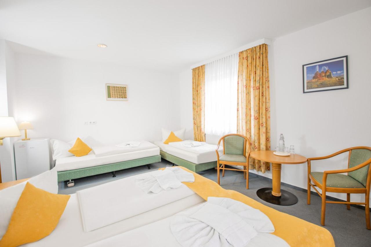 Hotel Garni Zwickau-Mosel Mülsen Eksteriør bilde